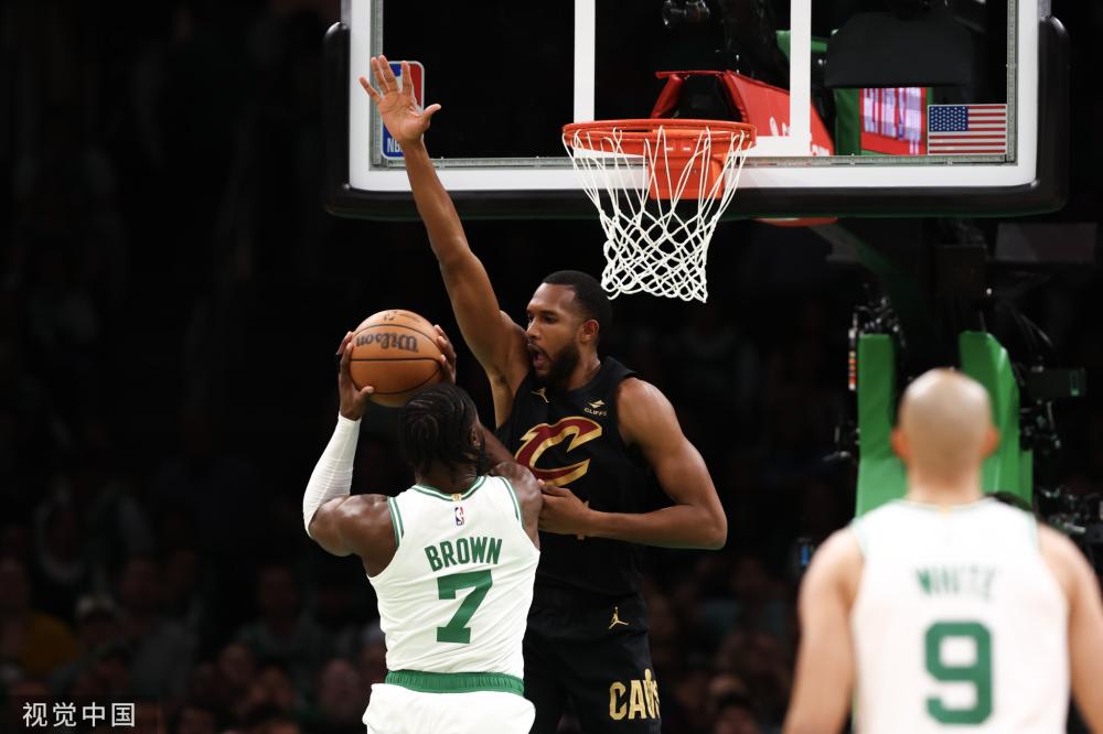 端多次出现 端多次出现